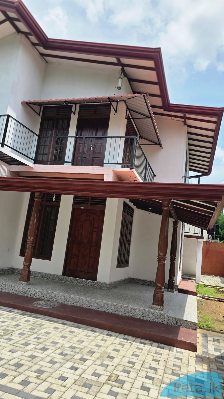 House For Sale in Athurugiriya