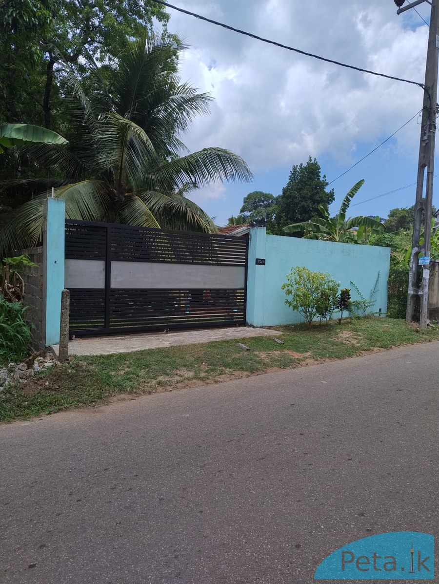 House For Sale In Kadawatha 