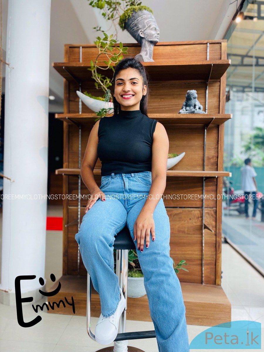 LADIES HIGHWAIST DENIMS