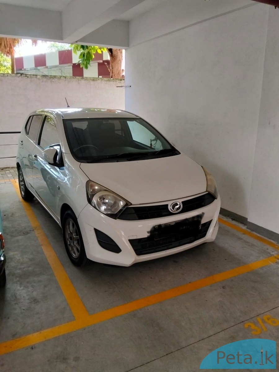Peradua Axia 2015 